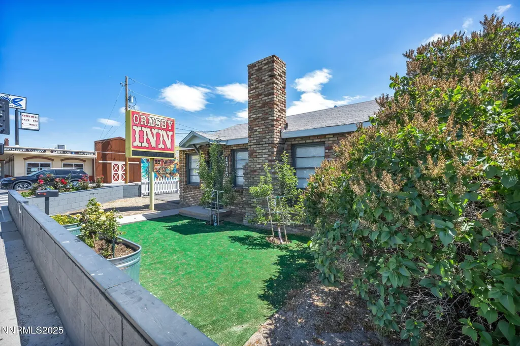 1515 Carson Carson City NV 89701