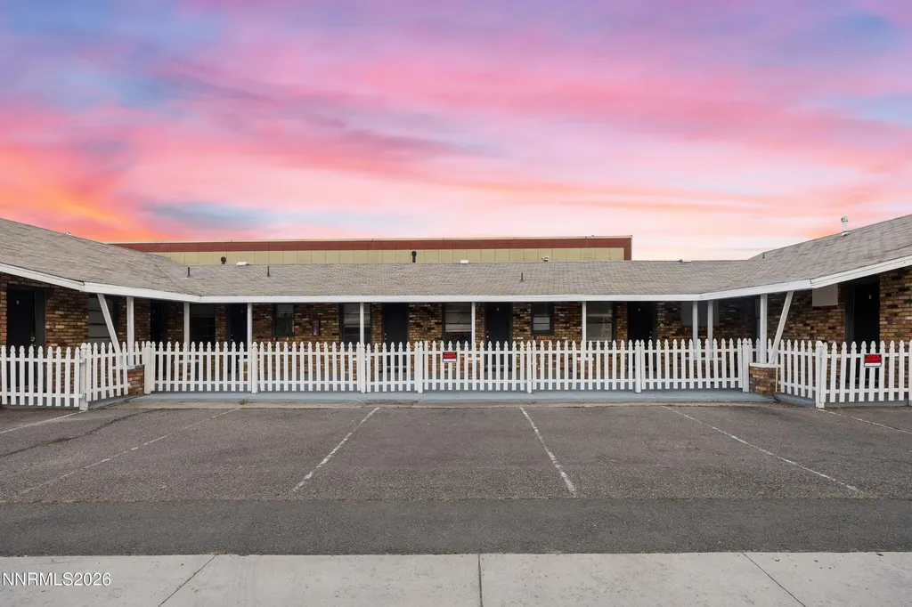 1515 Carson Carson City NV 89701