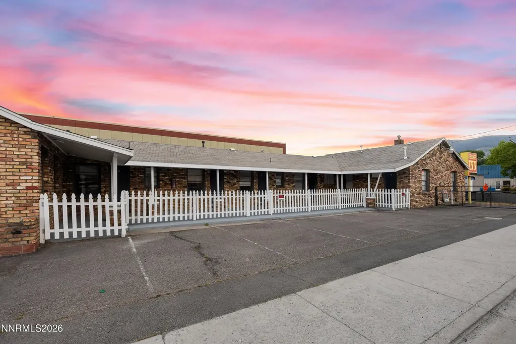 1515 Carson Carson City NV 89701