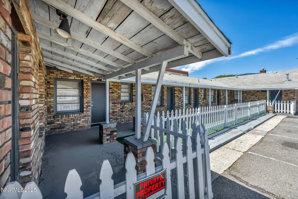 1515 Carson Carson City NV 89701