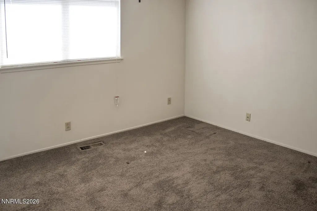 425 Spruce Fernley NV 89408