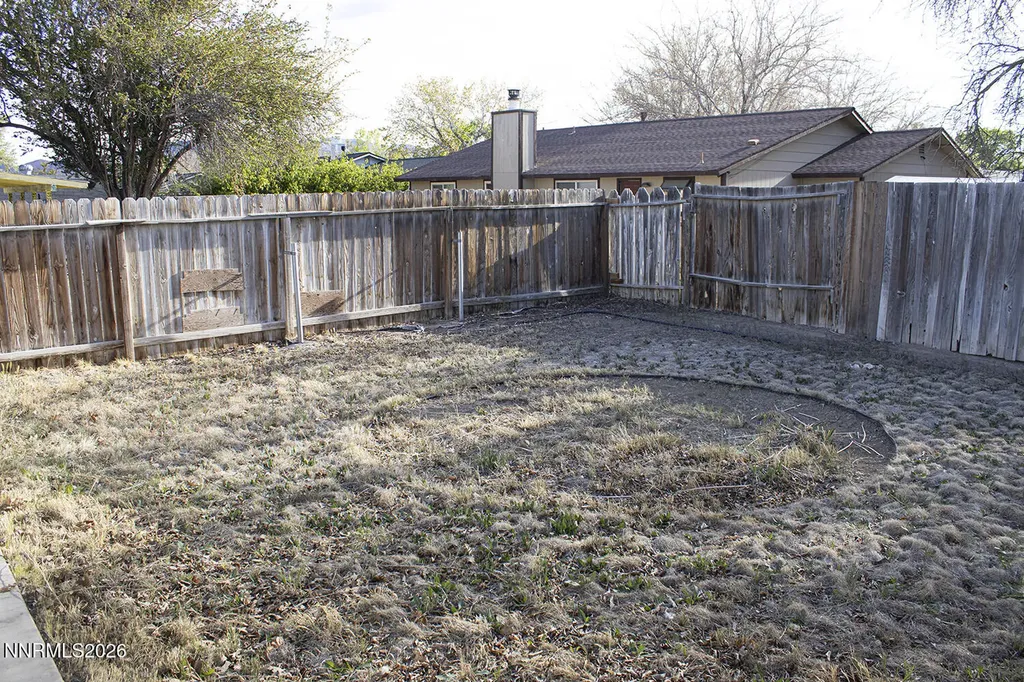425 Spruce Fernley NV 89408