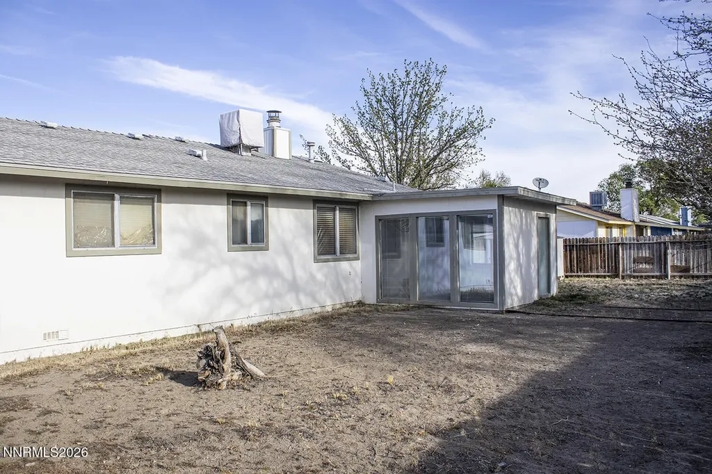 425 Spruce Fernley NV 89408