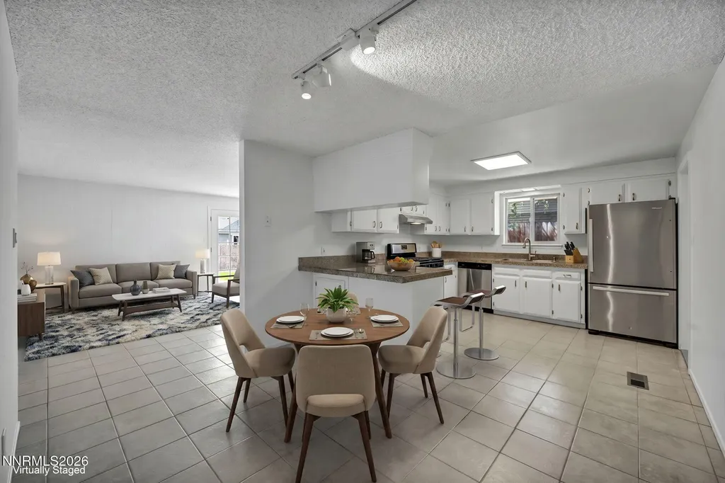 905 Long Carson City NV 89703