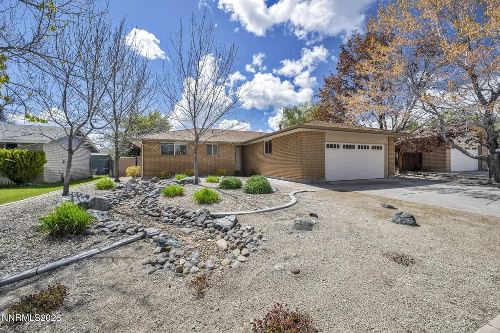 905 Long Carson City NV 89703