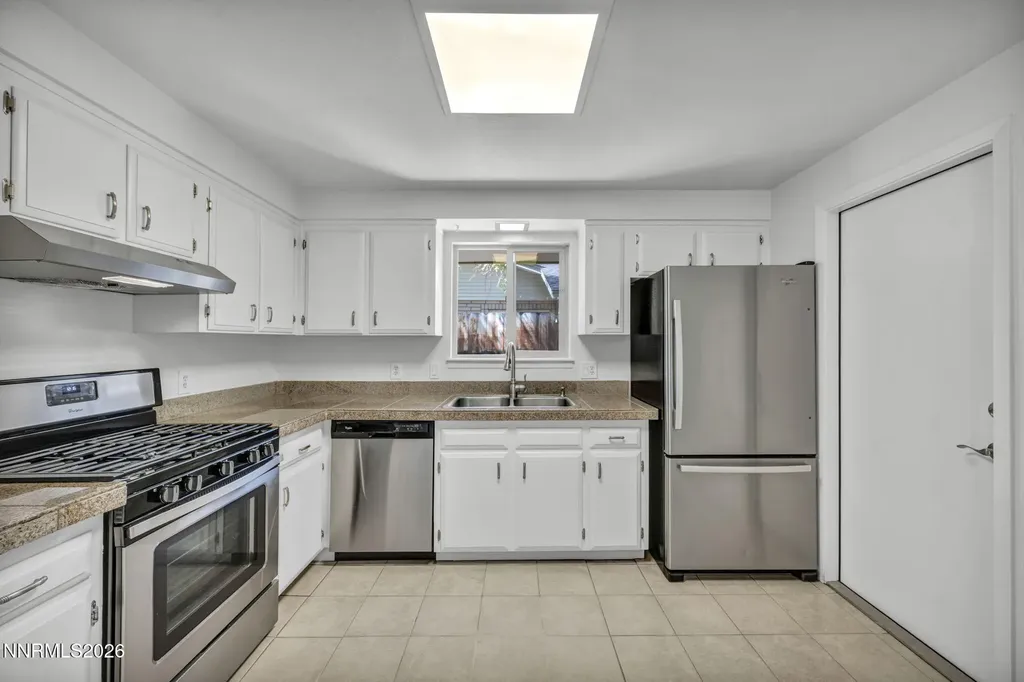 905 Long Carson City NV 89703