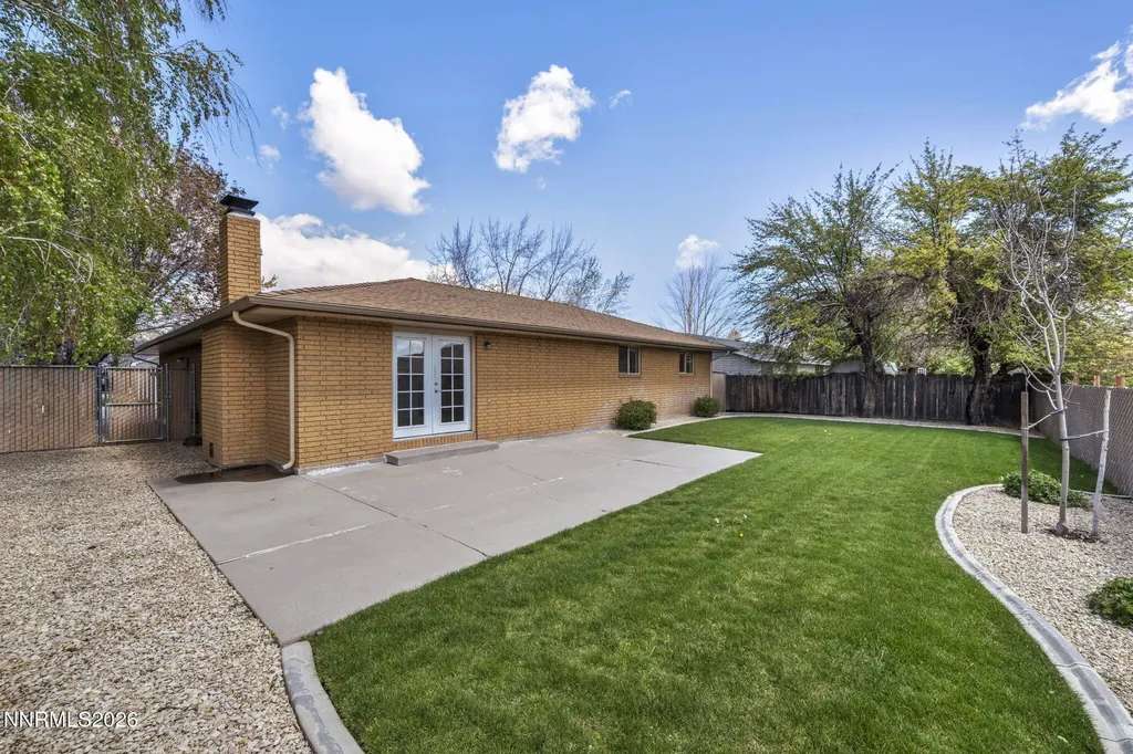 905 Long Carson City NV 89703