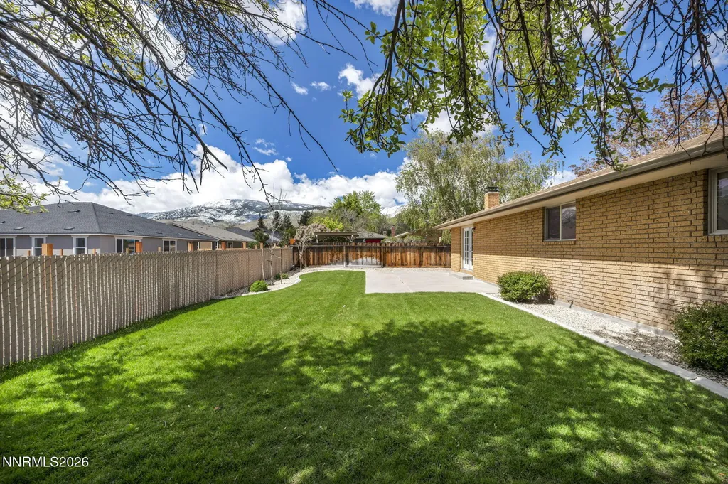905 Long Carson City NV 89703
