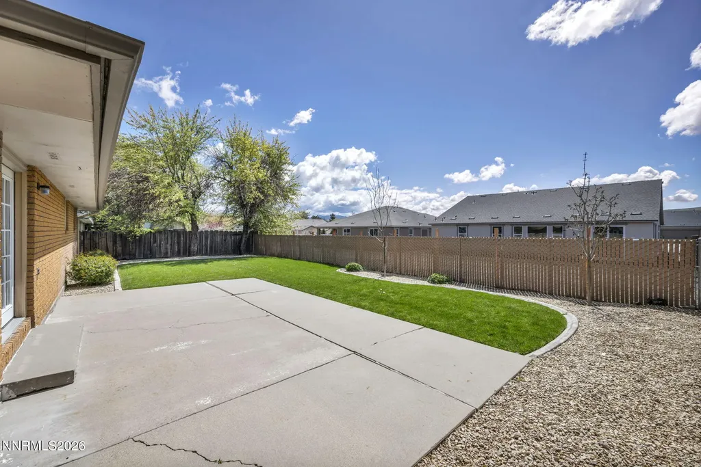 905 Long Carson City NV 89703