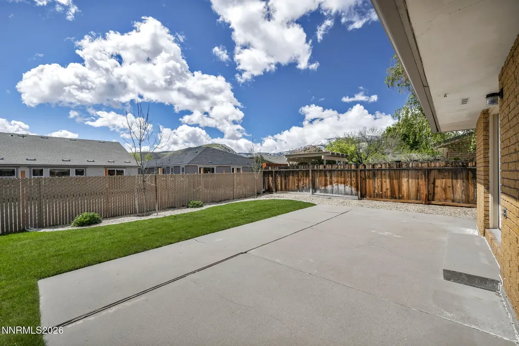 905 Long Carson City NV 89703
