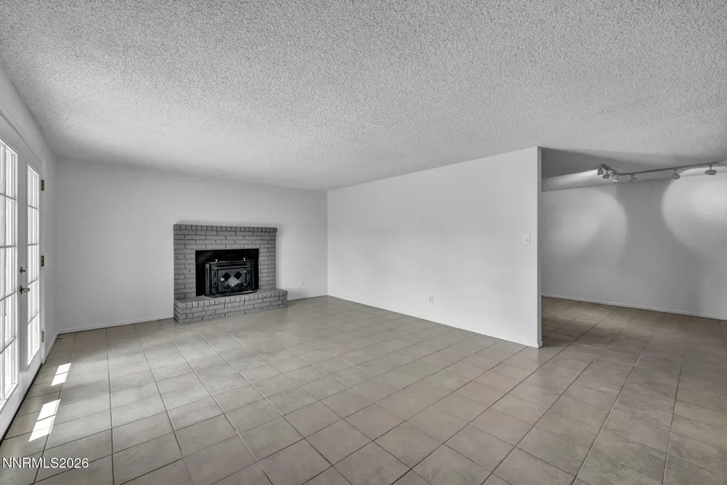 905 Long Carson City NV 89703