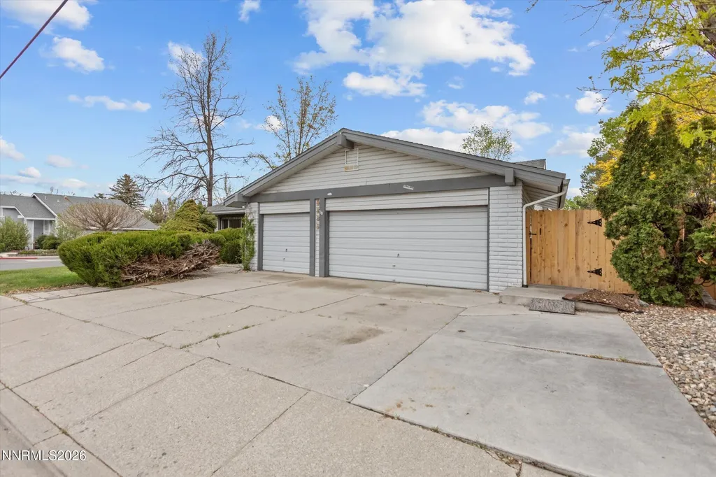 4960 Lakeside Reno NV 89509