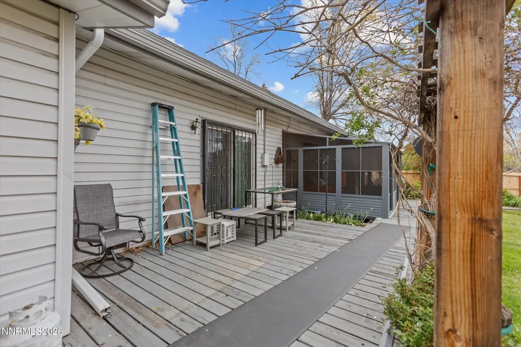 4960 Lakeside Reno NV 89509