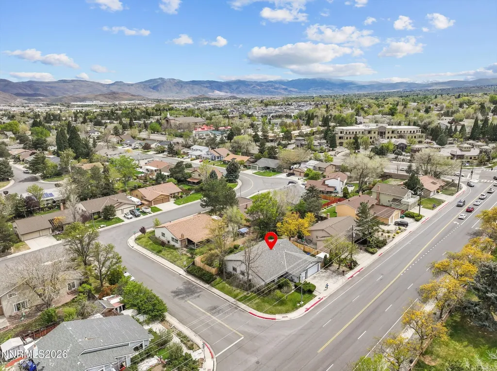 4960 Lakeside Reno NV 89509