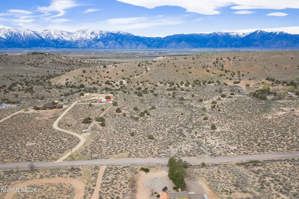 1648 Finch Gardnerville NV 89410