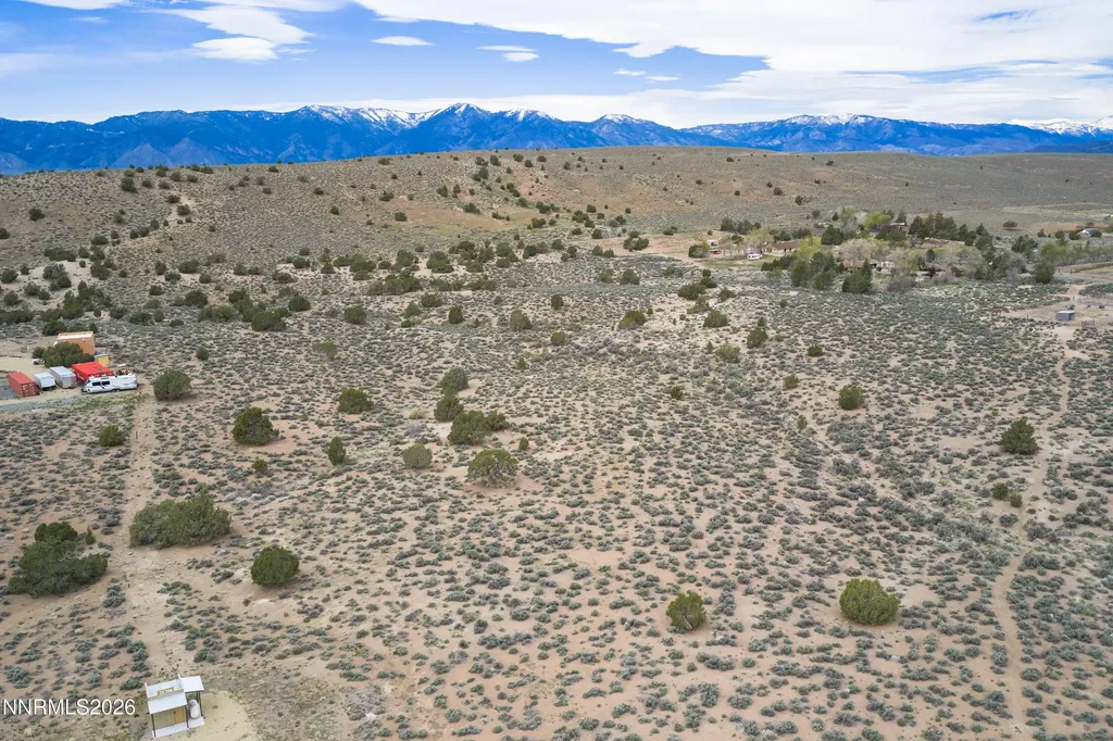 1648 Finch Gardnerville NV 89410