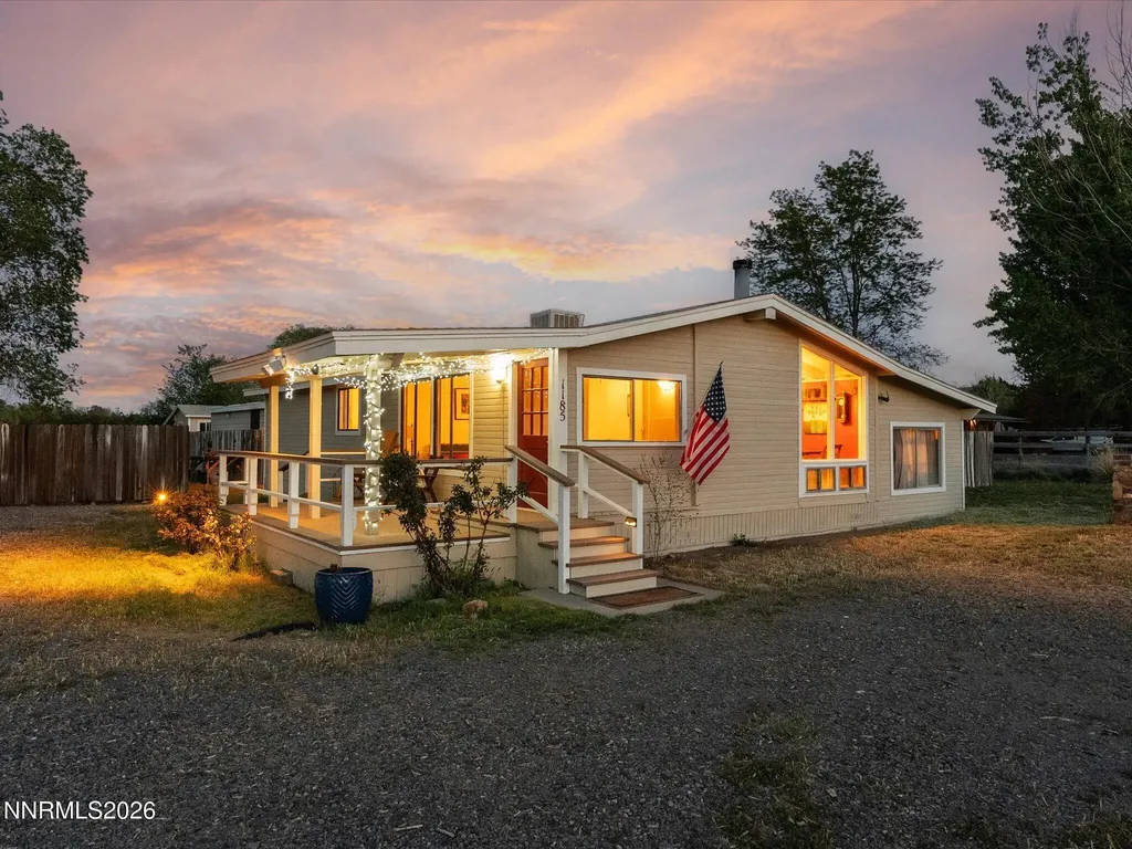 1185 Whipple Tree Fernley NV 89408