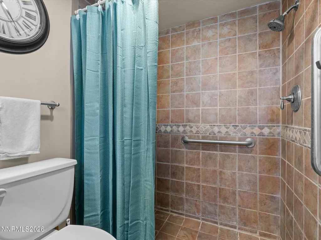 1185 Whipple Tree Fernley NV 89408