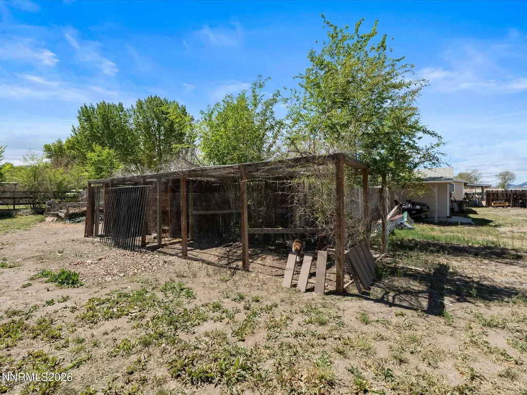 1185 Whipple Tree Fernley NV 89408