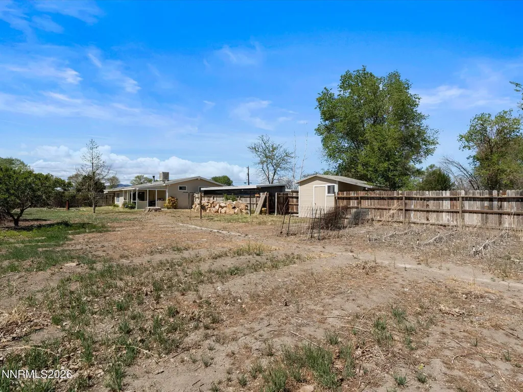 1185 Whipple Tree Fernley NV 89408