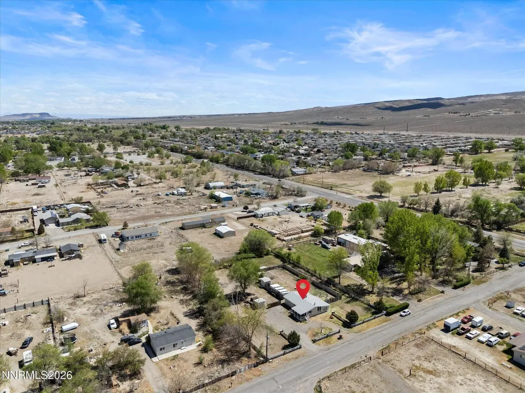 1185 Whipple Tree Fernley NV 89408