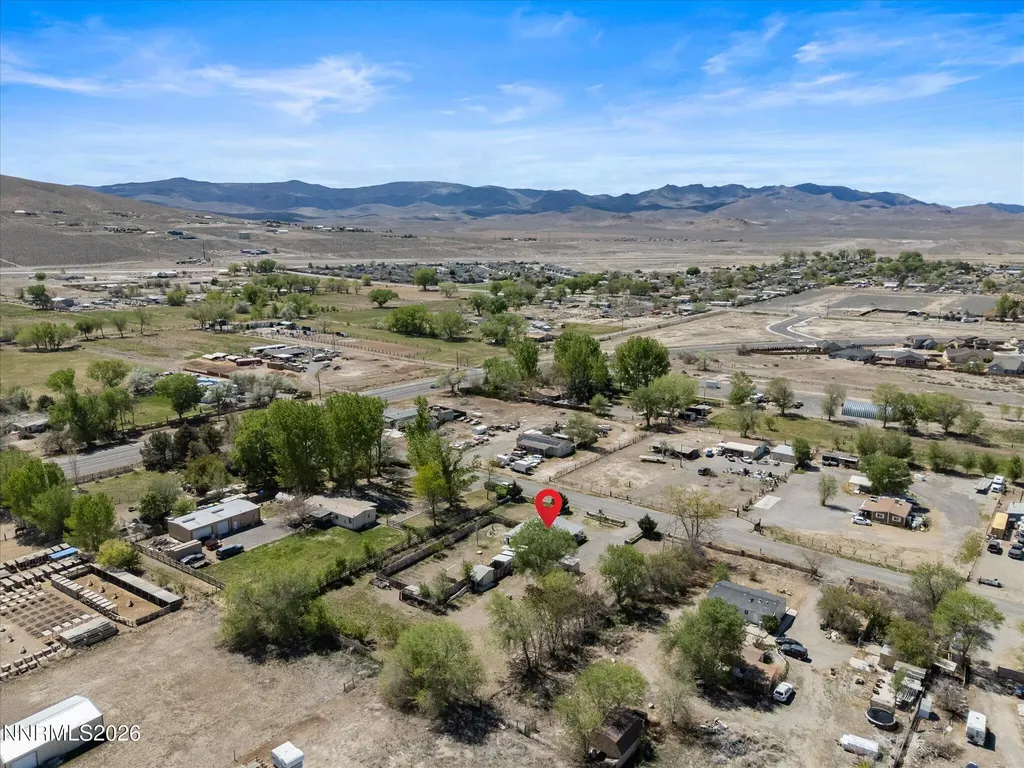 1185 Whipple Tree Fernley NV 89408