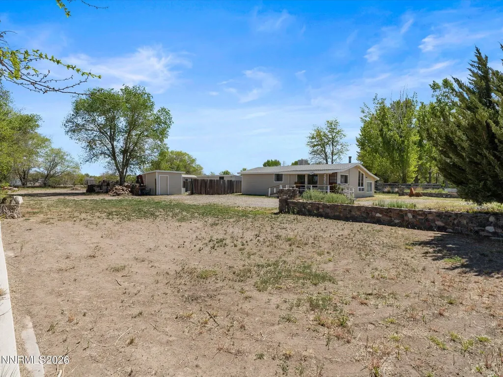 1185 Whipple Tree Fernley NV 89408