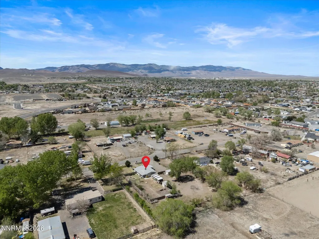 1185 Whipple Tree Fernley NV 89408