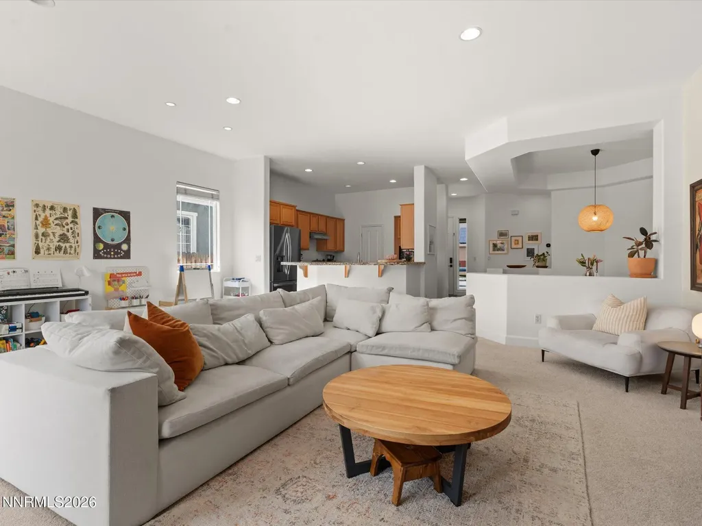 1123 Harbor Town Sparks NV 89436