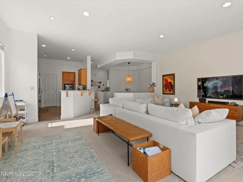 1123 Harbor Town Sparks NV 89436