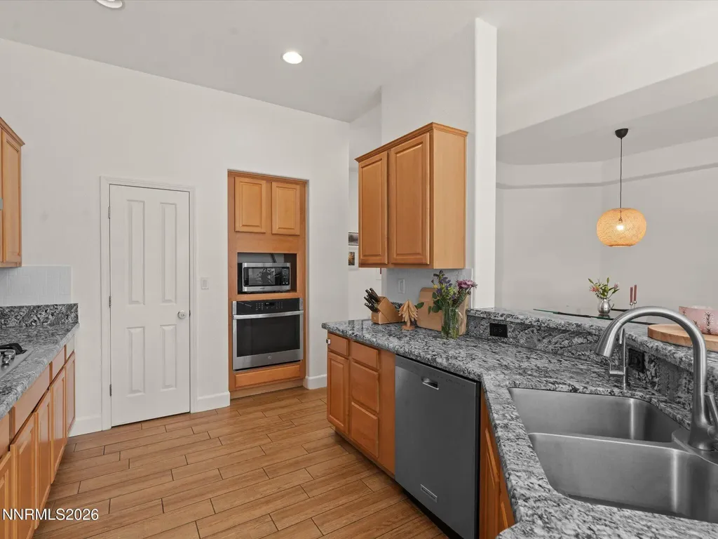 1123 Harbor Town Sparks NV 89436