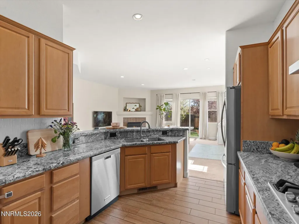 1123 Harbor Town Sparks NV 89436