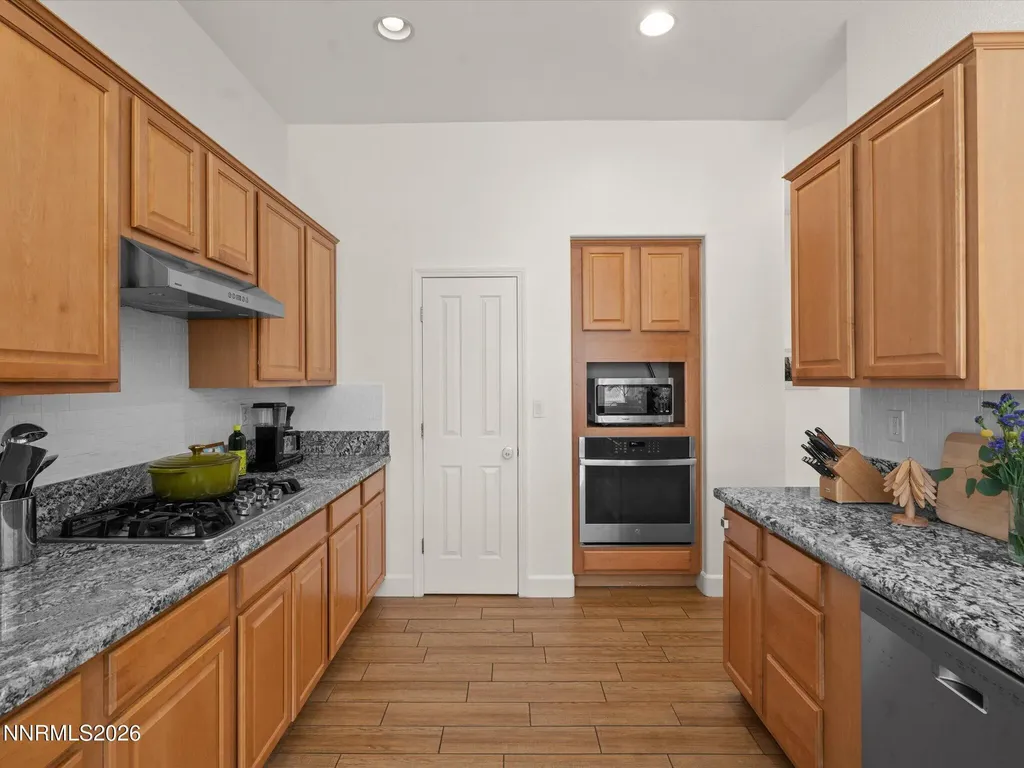 1123 Harbor Town Sparks NV 89436