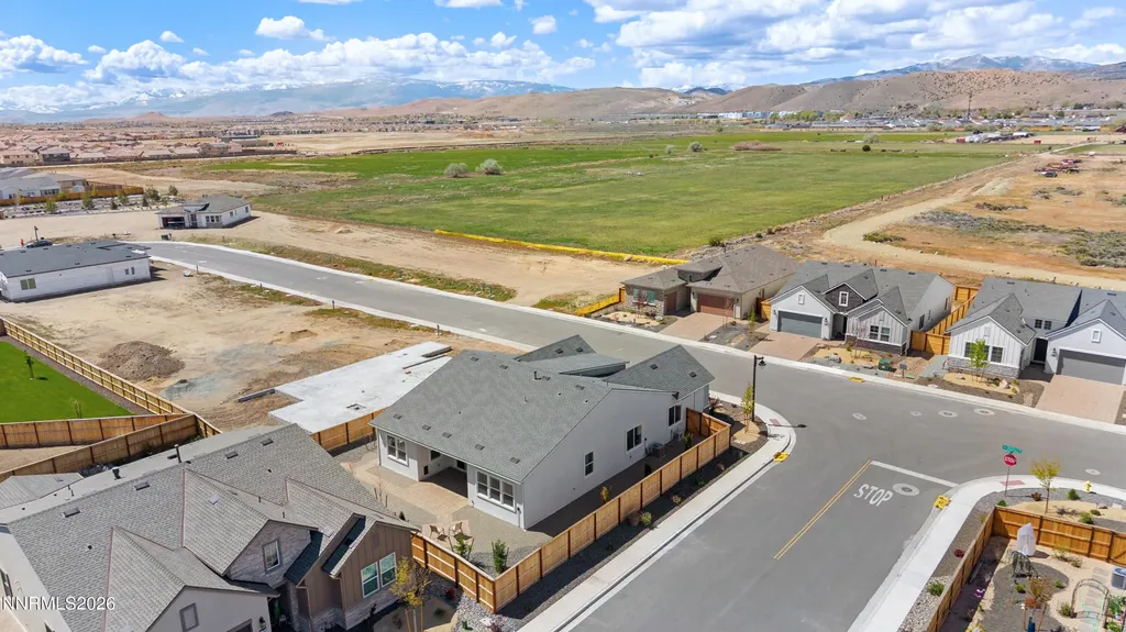 7494 Fallen Grove Sparks NV 89441