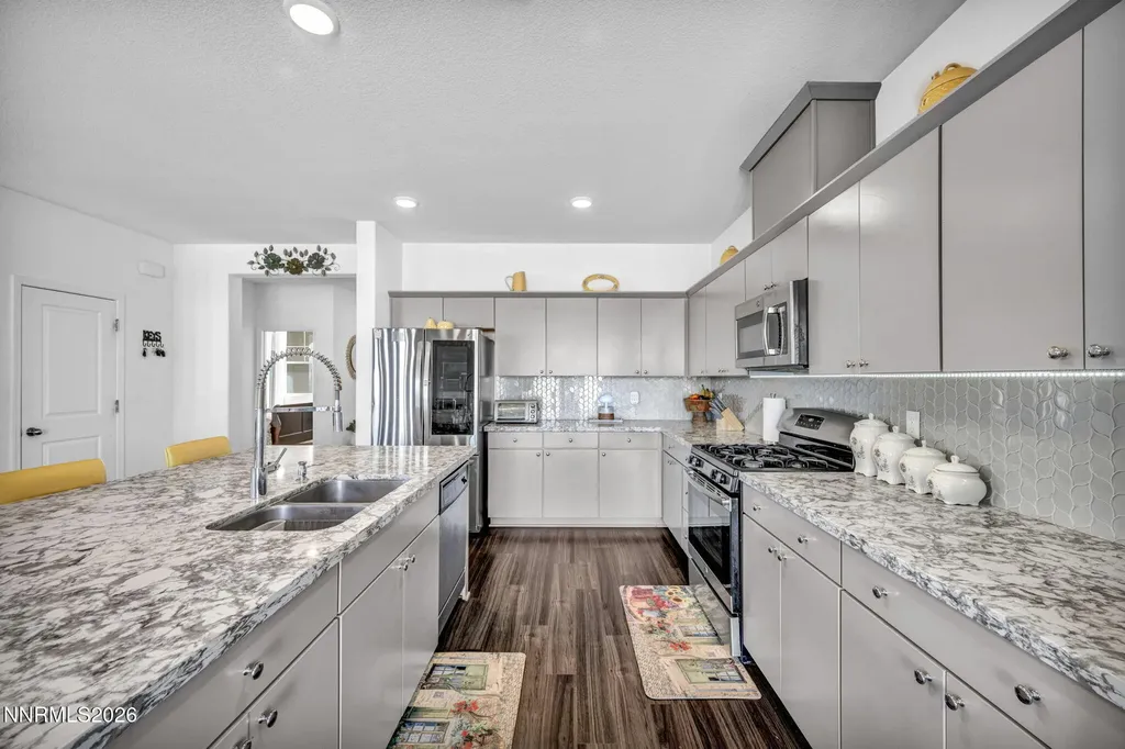 969 Estuary Reno NV 89506