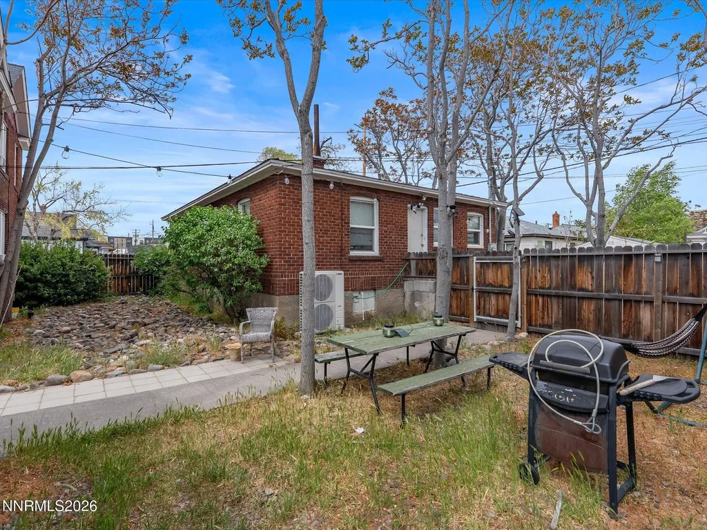 820 1st Reno NV 89503