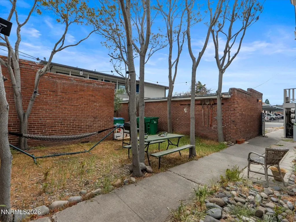 820 1st Reno NV 89503