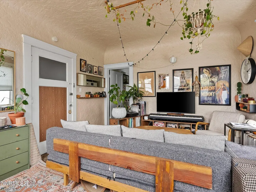820 1st Reno NV 89503