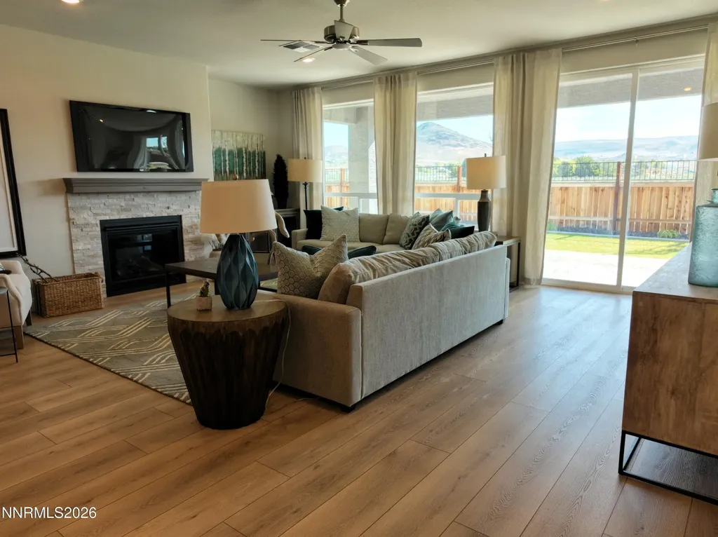 2314 Seaberry Sparks NV 89441