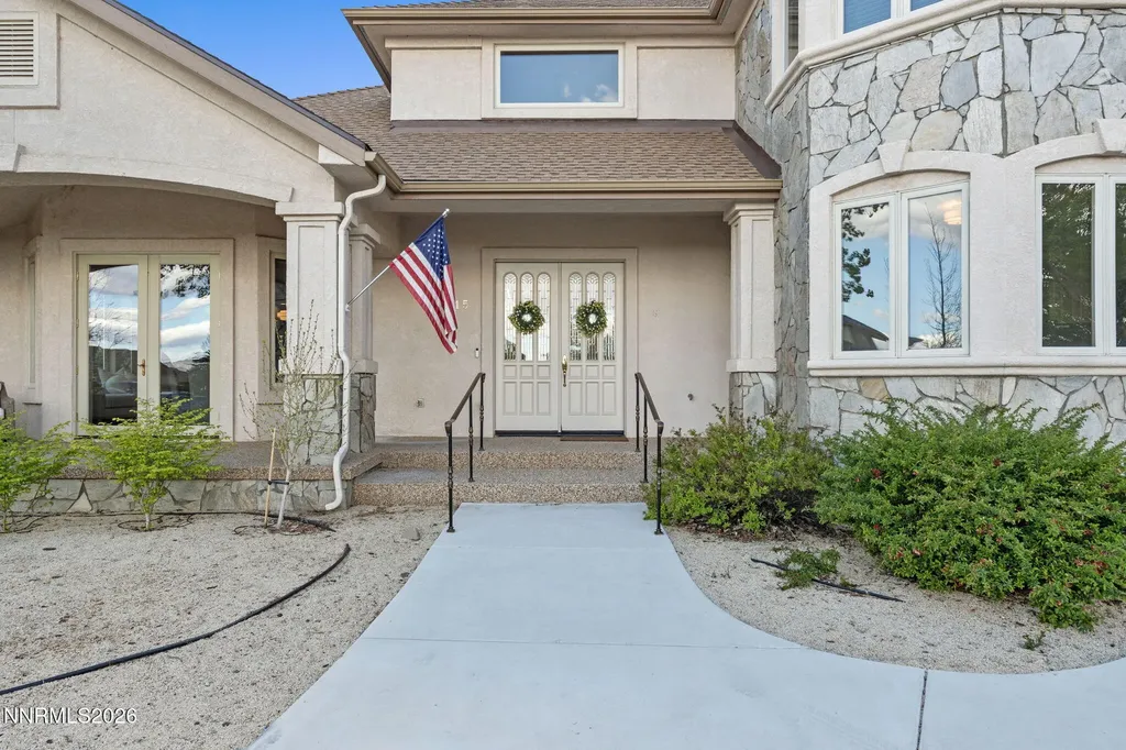 1215 Broken Feather Reno NV 89511