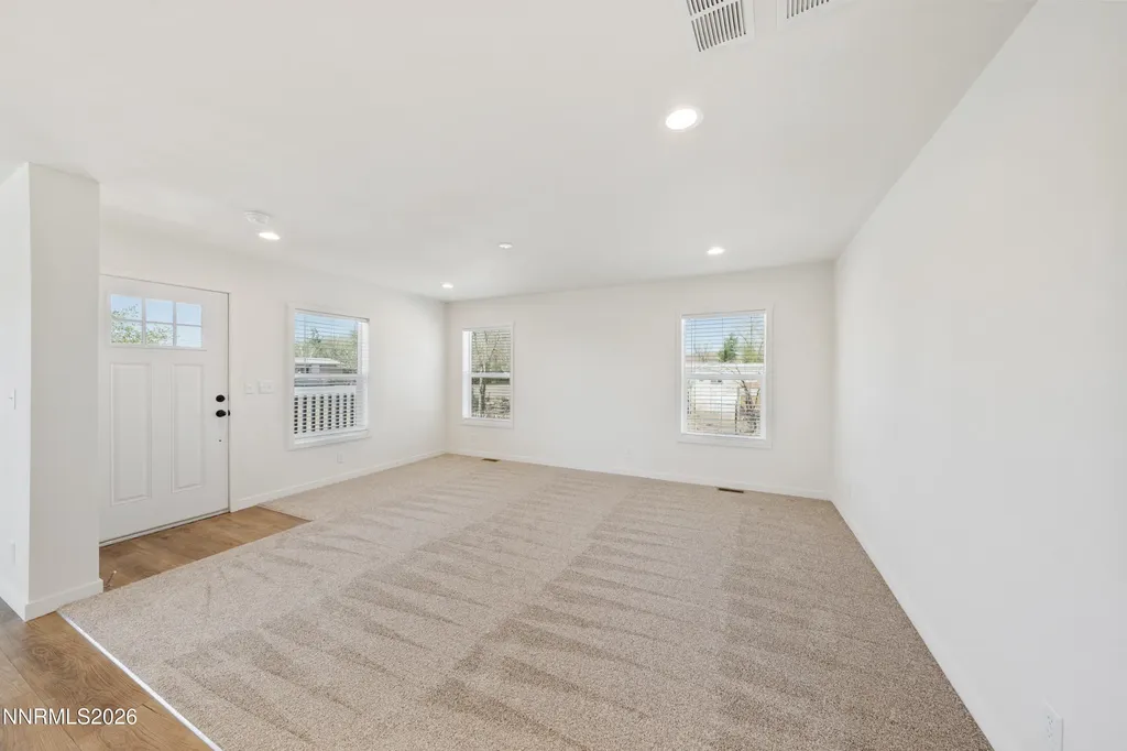 2950 Truckee Silver Springs NV 89429
