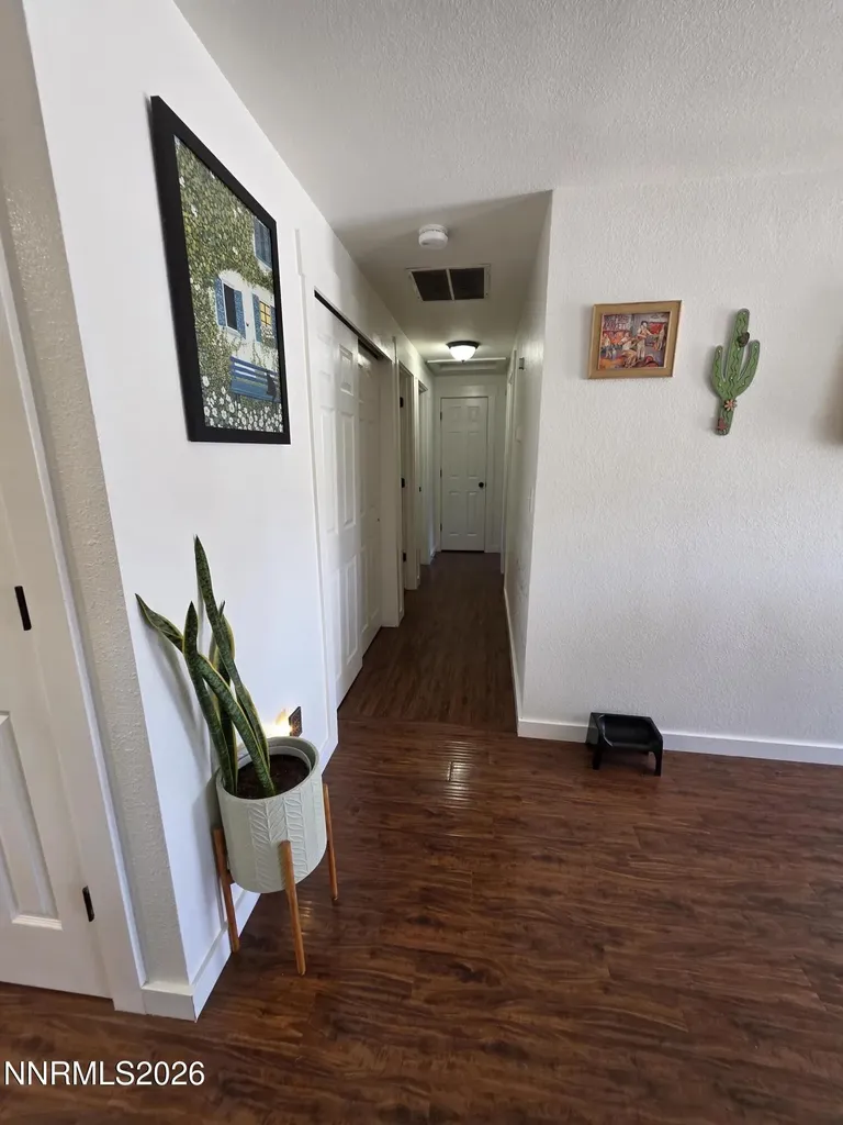 1390 Elges Gardnerville NV 89410