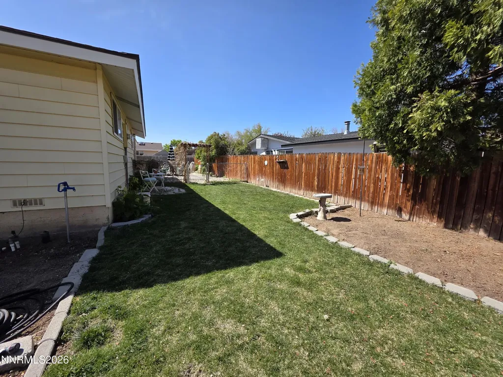 1390 Elges Gardnerville NV 89410