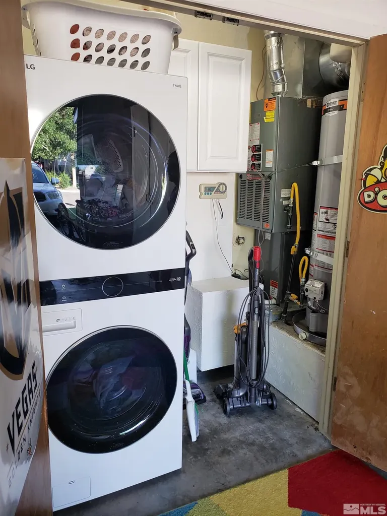 1390 Elges Gardnerville NV 89410