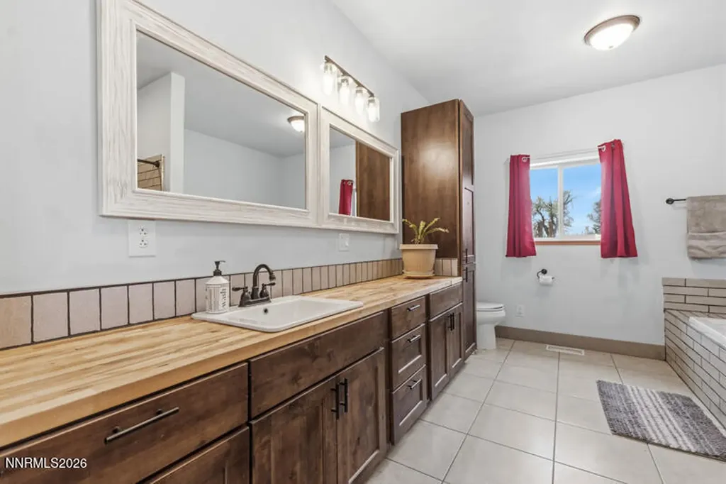 1401 Nevada 208 Yerington NV 89447