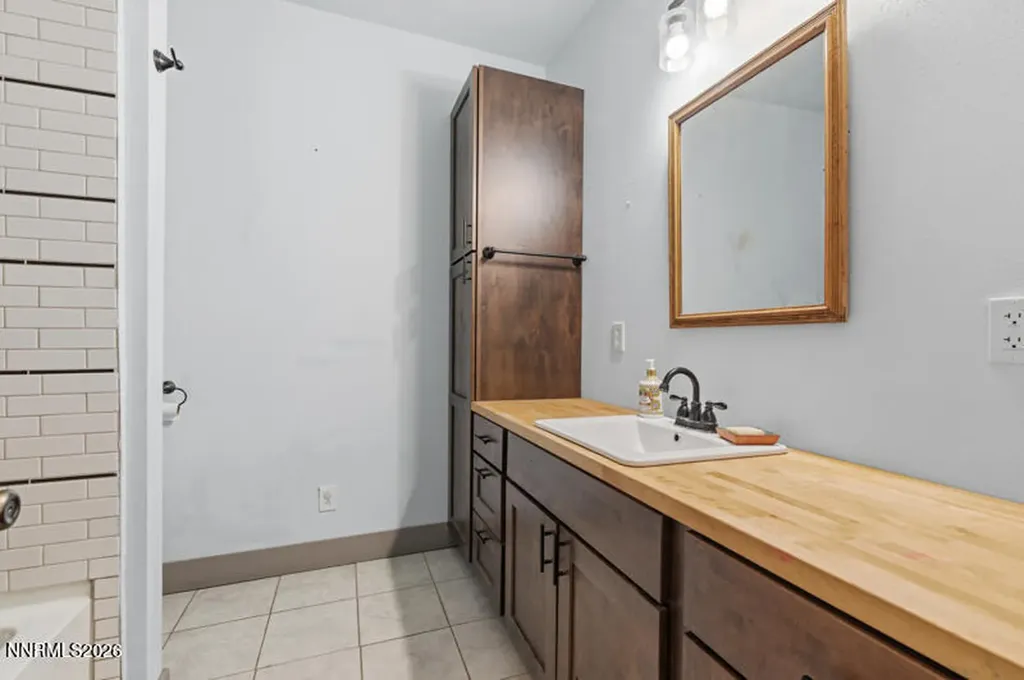 1401 Nevada 208 Yerington NV 89447