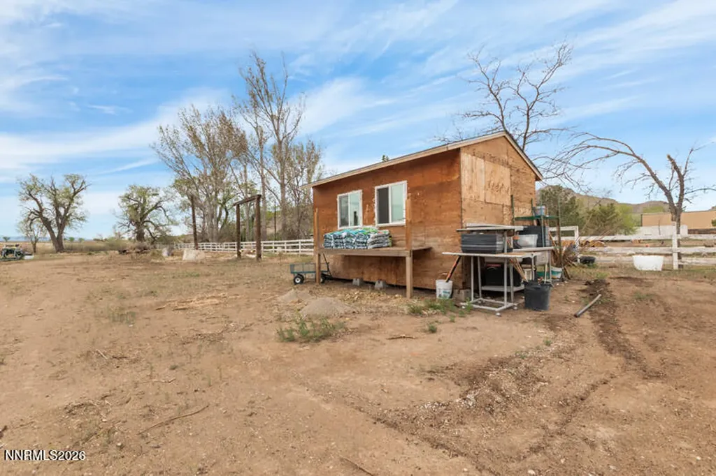 1401 Nevada 208 Yerington NV 89447
