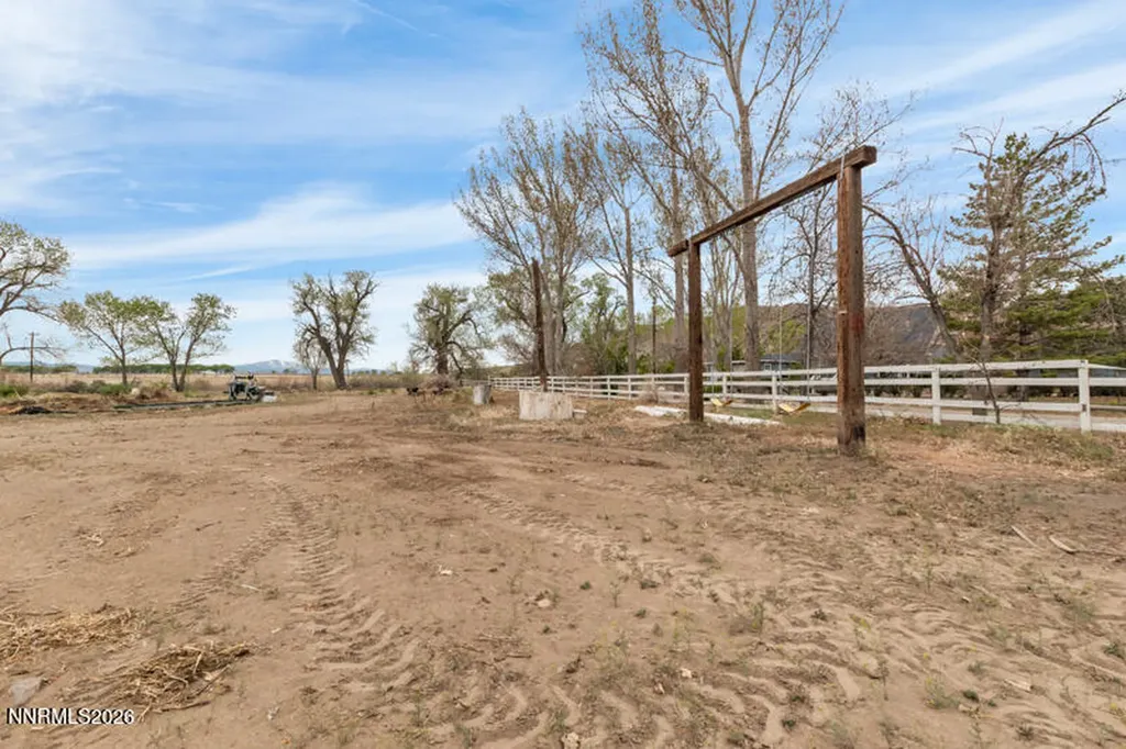 1401 Nevada 208 Yerington NV 89447