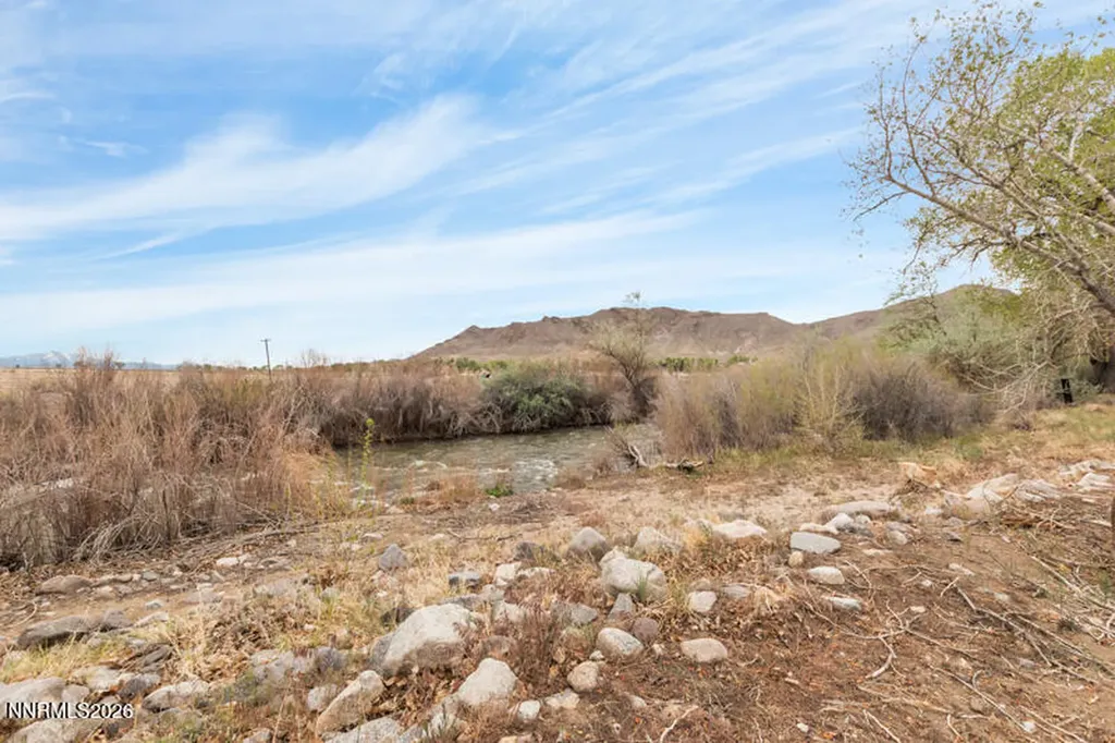 1401 Nevada 208 Yerington NV 89447