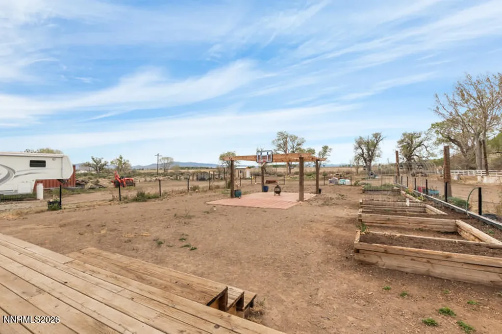 1401 Nevada 208 Yerington NV 89447